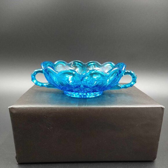 Vintage Fairfield Blue Anchor Hocking Glass Nappy Bowl Dish Two Handles - Picture 1 of 9